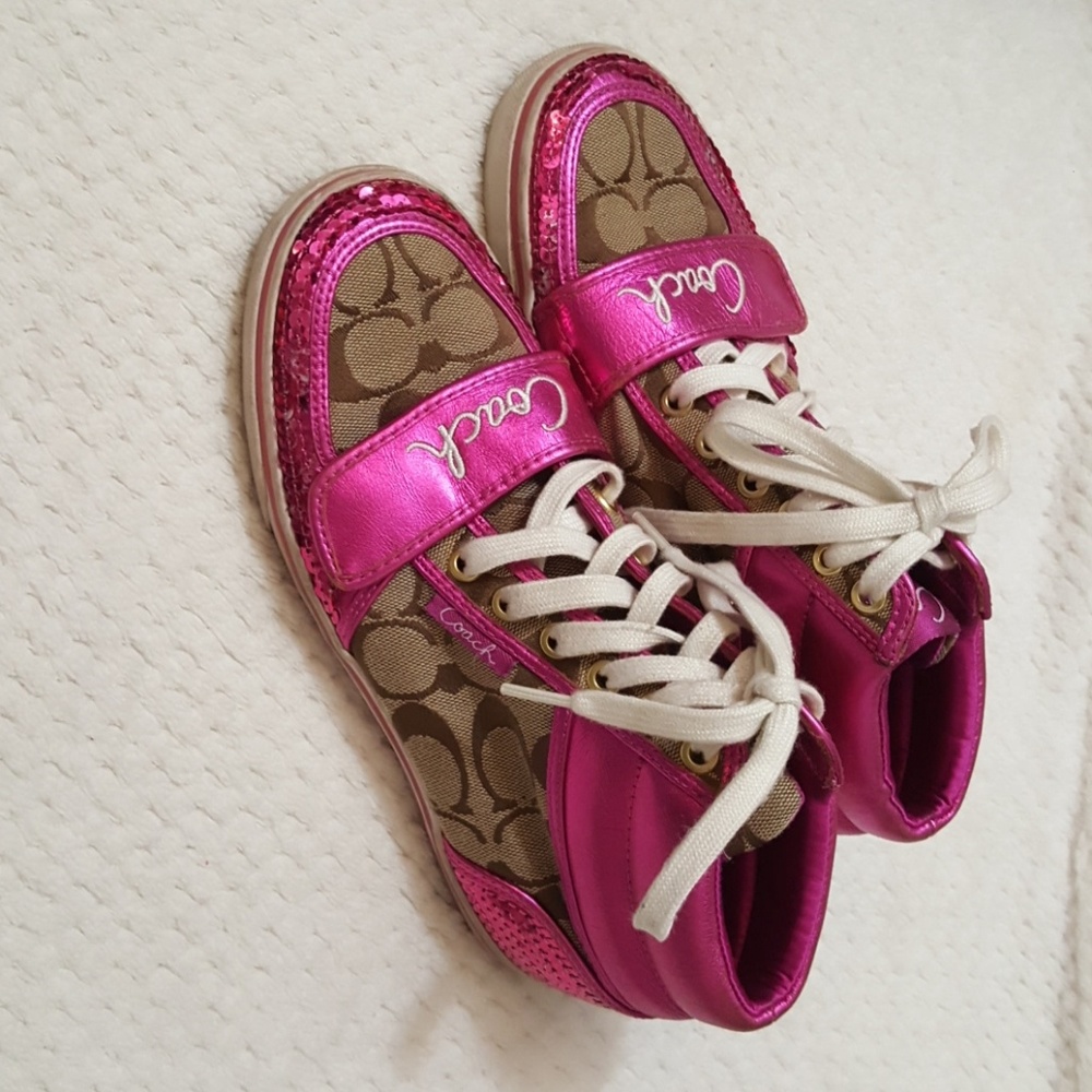Coach shoes!!